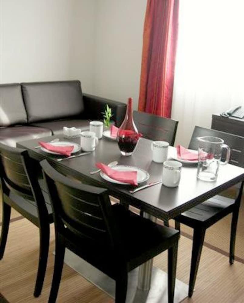 Appart'City Confort Nantes Ouest Saint-Herblain Exteriör bild